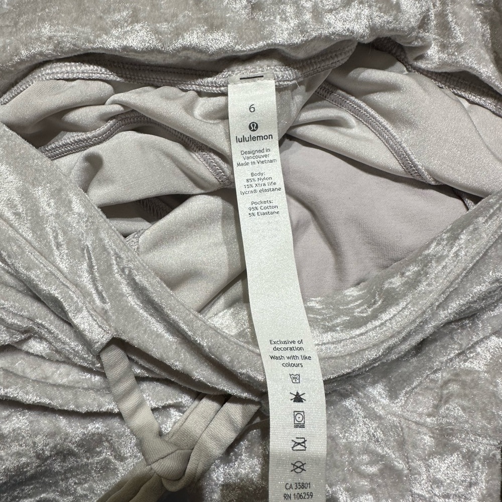 Lululemon Active Wear Ready To Crush Joggers White/Cream Soft Velvet Size 6 - Picture 6 of 6